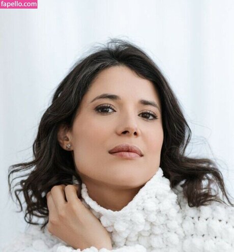 Manuela Do Monte model high quality photos