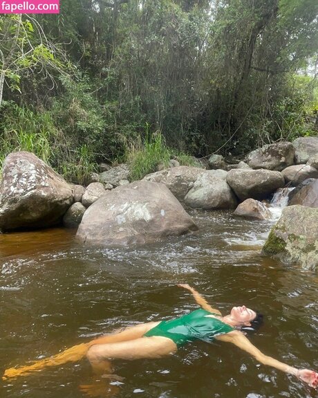 Manuela Do Monte high quality star archive