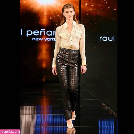 Brianna Duffield star nudes gallery