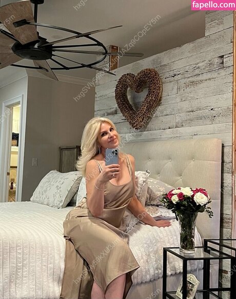 Donna Dalessandro hot star pictures