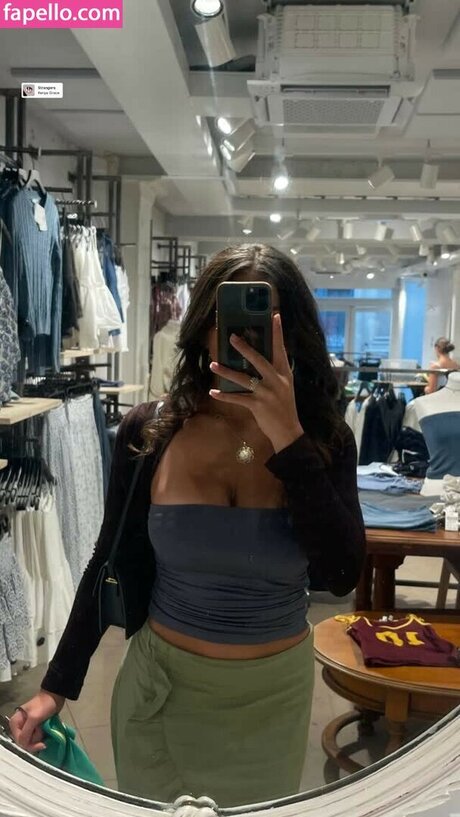 Nihad Sadat hot actress photo