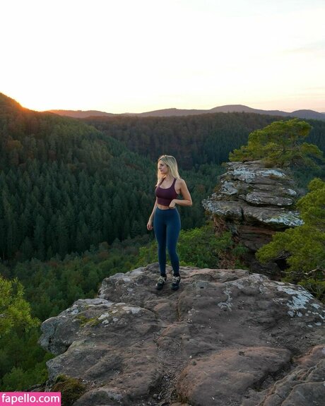 janina ejt hd actress gallery