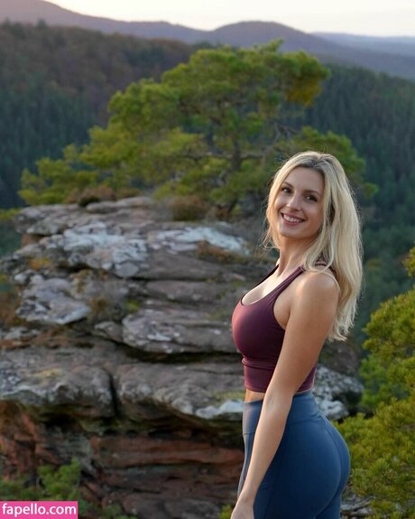 janina ejt exclusive model pictures