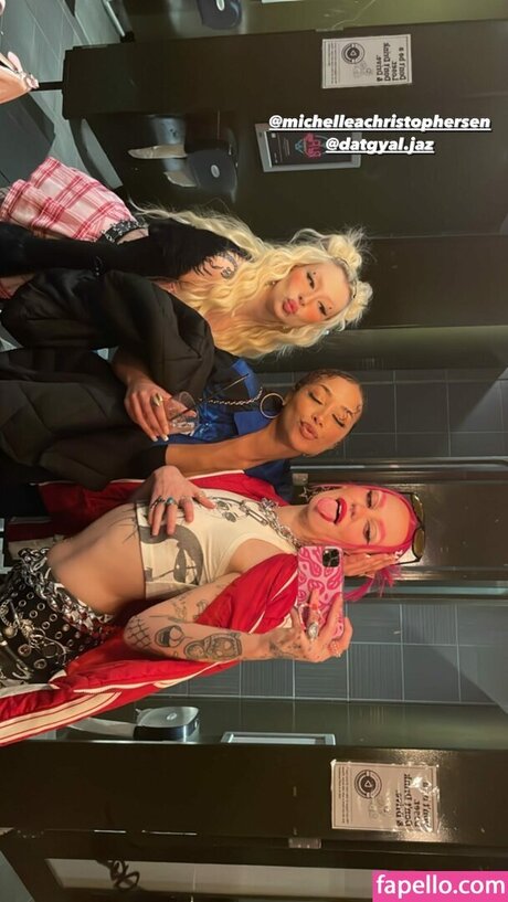 beautiful onlyfans adult pictures