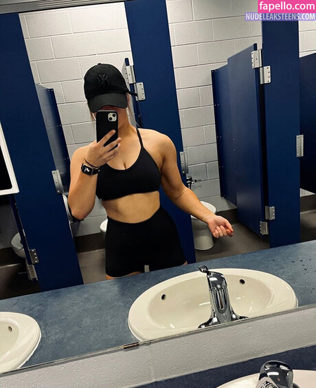 Leeana Houston pornstar photo