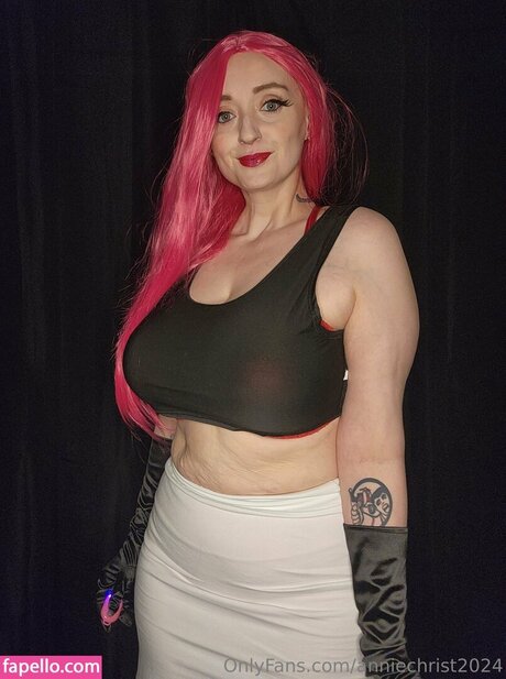 Annie Christ hot actress picture