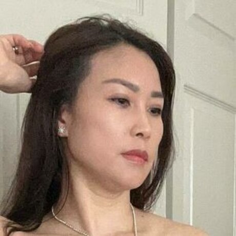 flag iris naked model img