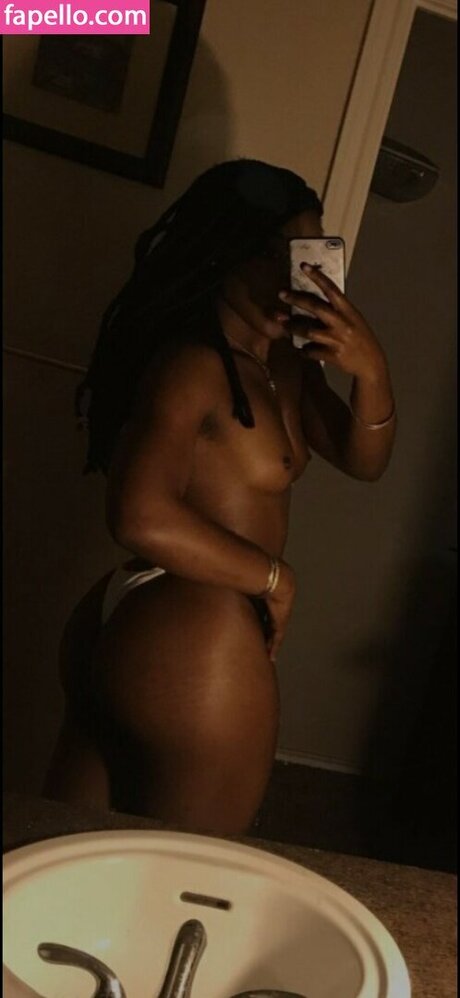 miss kiaraphillips pornstar exclusive picture