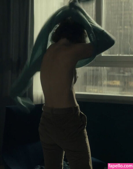 Renate Reinsve star high quality gallery