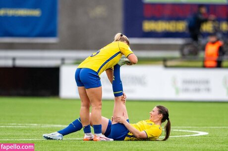 Julie Jorde model nude gallery