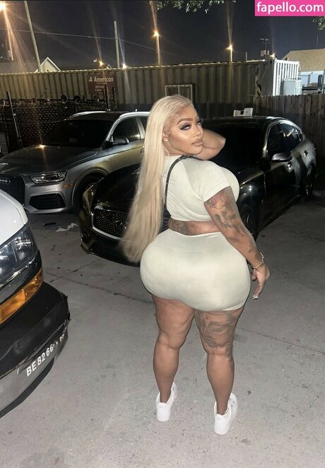 Only1lexx pretty star picture