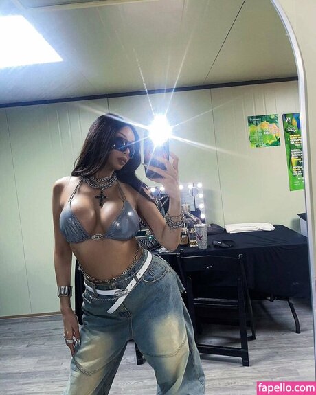 ebony smoking onlyfans beautiful nude images