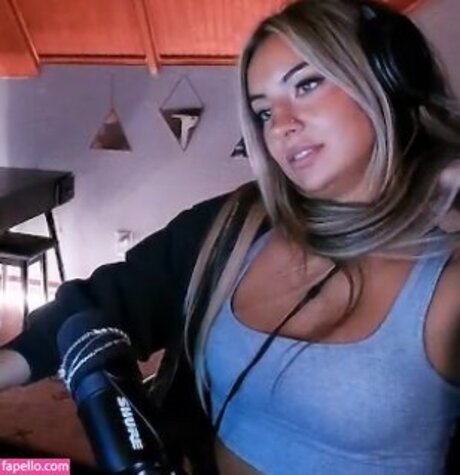 Honeyxxo exclusive pornstar photo