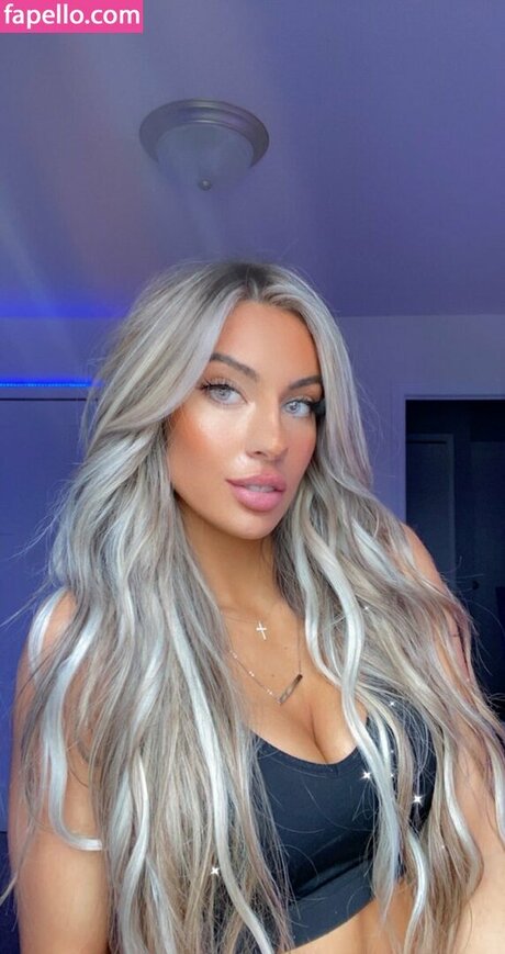 Honeyxxo nude model gallery