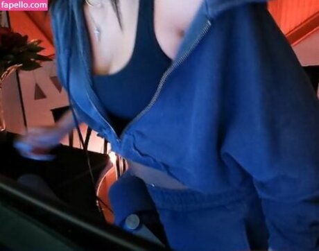 Honeyxxo top model img