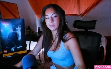 skinny asian teen onlyfans free naked pictures