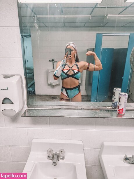 Lena Kross sex actress photo