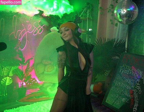 famous onlyfans free xxx picture