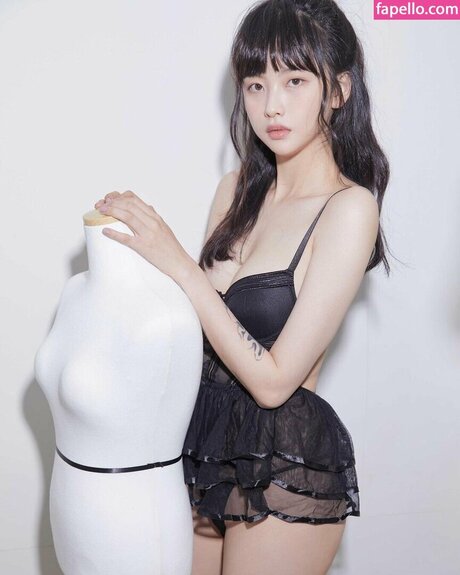 Go Mal Sook pornstar hot images