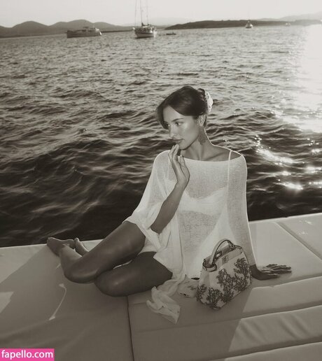 asian blonde onlyfans hot gallery