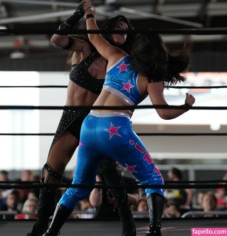 Izzy Moreno pornstar xxx picture