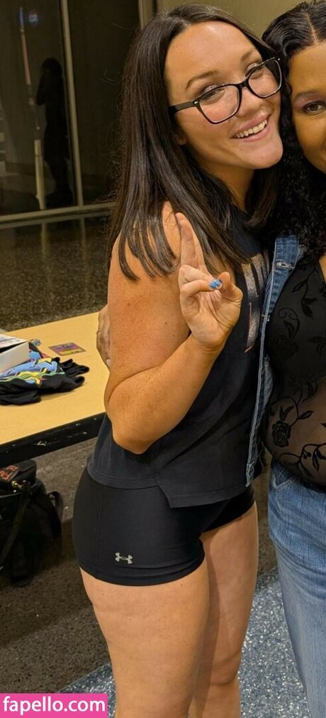 Izzy Moreno nice star image