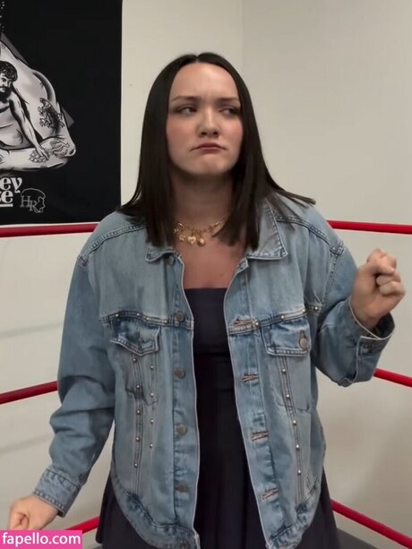 Izzy Moreno pornstar hot archive