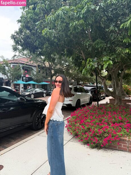 Izzy Moreno exclusive pornstar pic