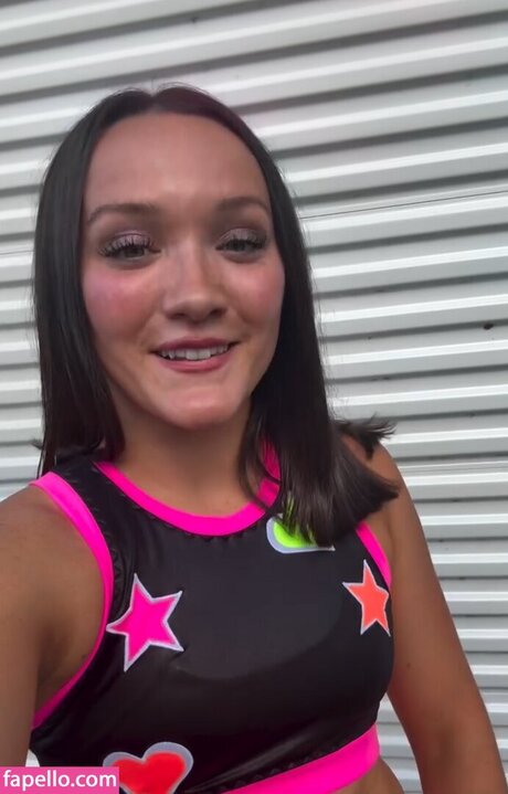 Izzy Moreno pornstar pretty pic