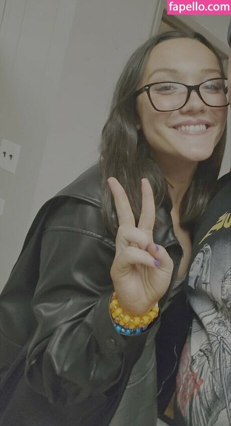 Izzy Moreno star pretty img