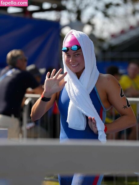 Louna Kasvio sex model gallery