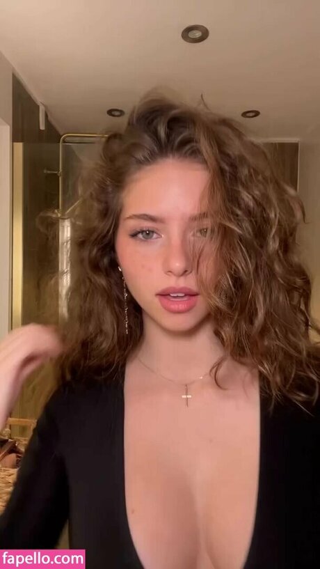 Lucia Ferrato pornstar adult archive