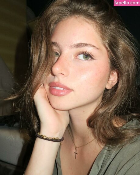 Lucia Ferrato star high quality img