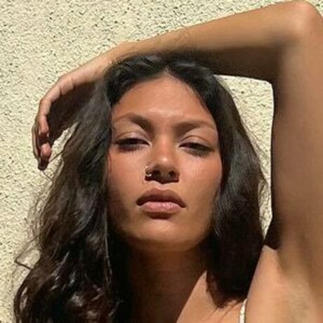 kylie likes blue nudes star images