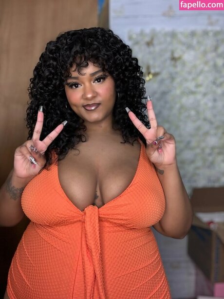 Millybunnie pornstar sexy picture