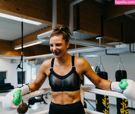 trans asian onlyfans nude pictures