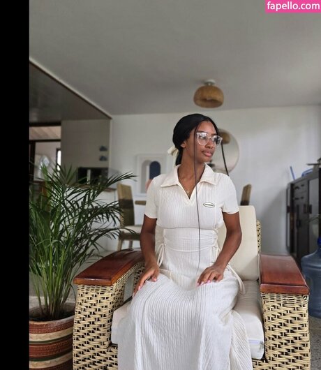 ebony onlyfans nice img