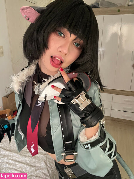 one onlyfans top gallery