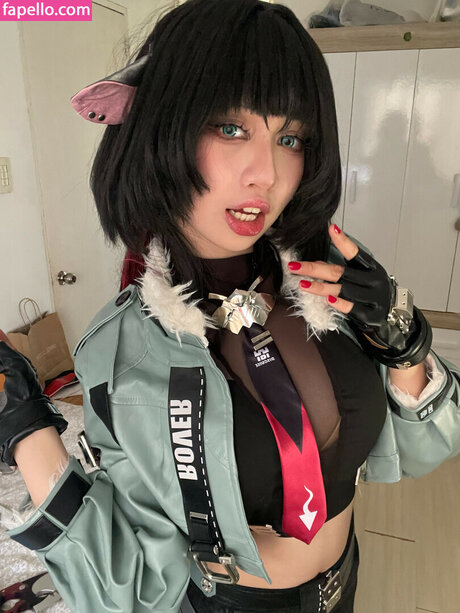 Kettsley erotic model picture