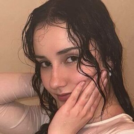 Evahsokay erotic model pic