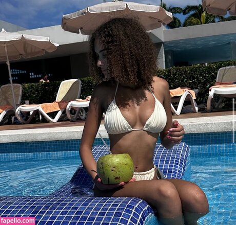 Gabby Lana pornstar nude photo