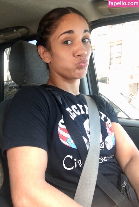 Amanda Serrano model sex pictures