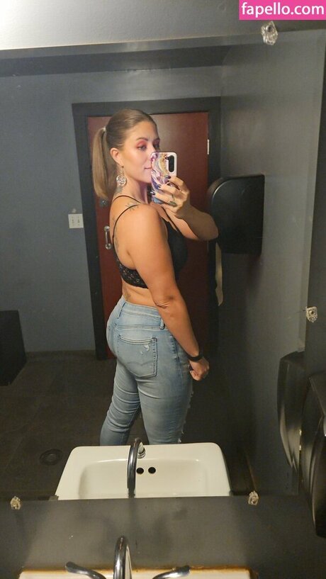 Growler85 pornographic actress galleries