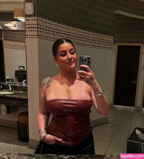 ParmaJawnCheese hot model image