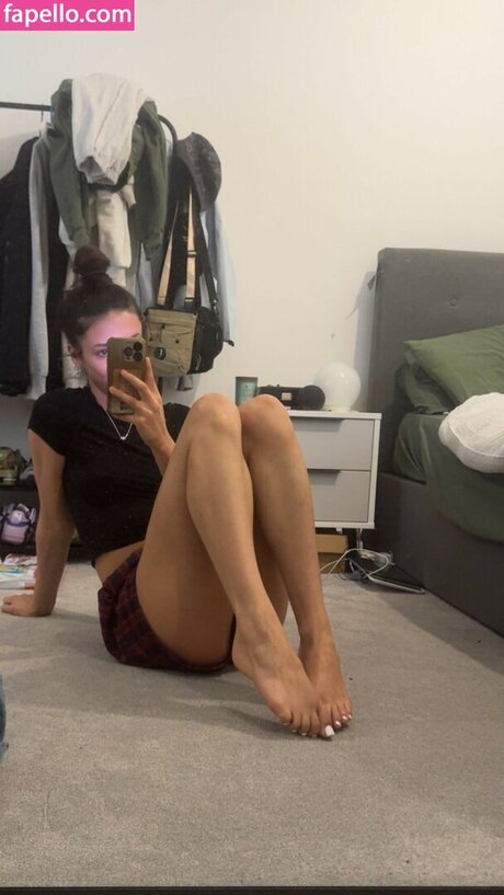 old young lesbian onlyfans hd images