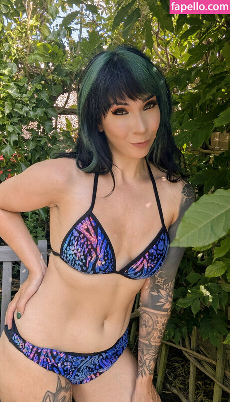 Chloe Drinkwater free pornstar galleries