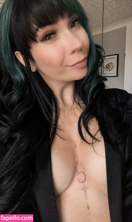 Chloe Drinkwater nude star photo