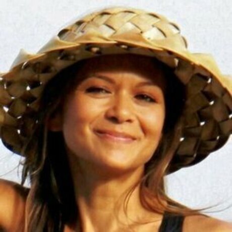 Nia Peeples sexy star image
