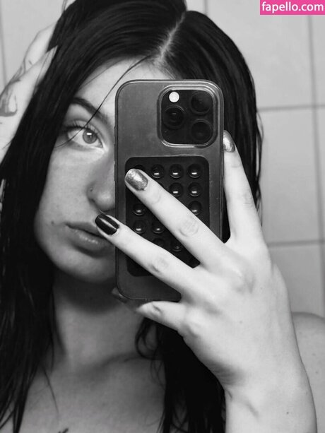 Kiras note hot model archive