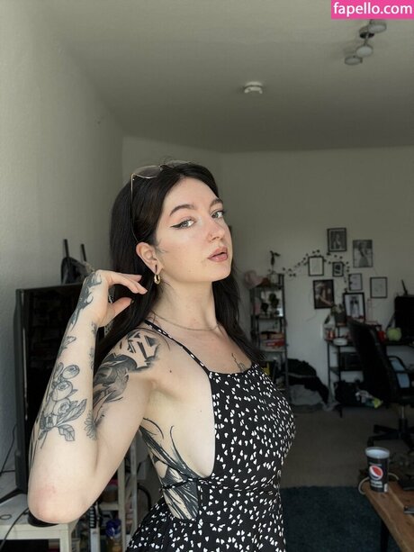 Kiras note star nudes pic